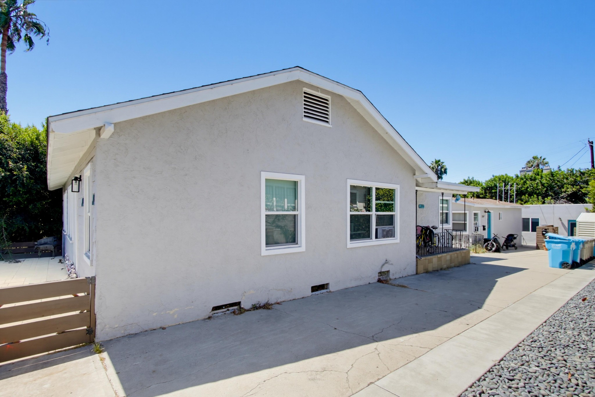 Virtual tour photo 5 of 57 for 3764 Louisiana St