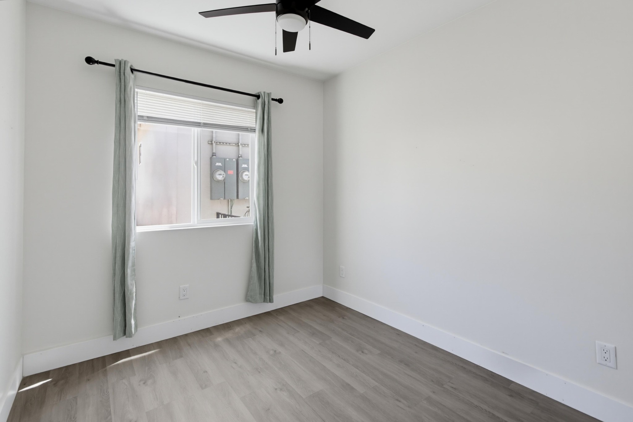 Virtual tour photo 19 of 57 for 3764 Louisiana St