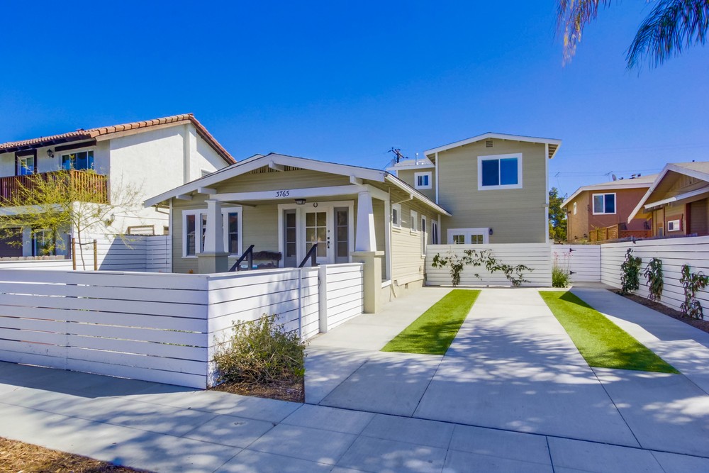 Virtual tour photo 3 of 43 for 3767 32nd St
