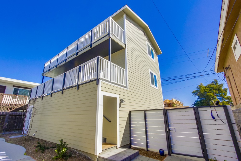 Virtual tour photo 9 of 43 for 3767 32nd St