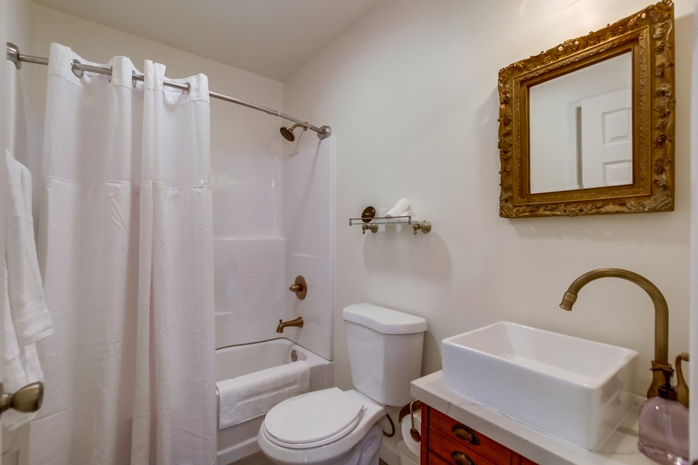 Virtual tour photo 40 of 43 for 3767 32nd St