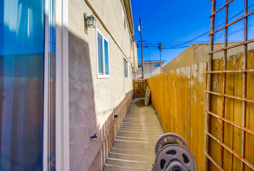Virtual tour photo 40 of 43 for 3769 Wilson Ave