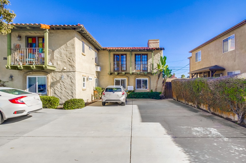 Virtual tour photo 42 of 43 for 3769 Wilson Ave