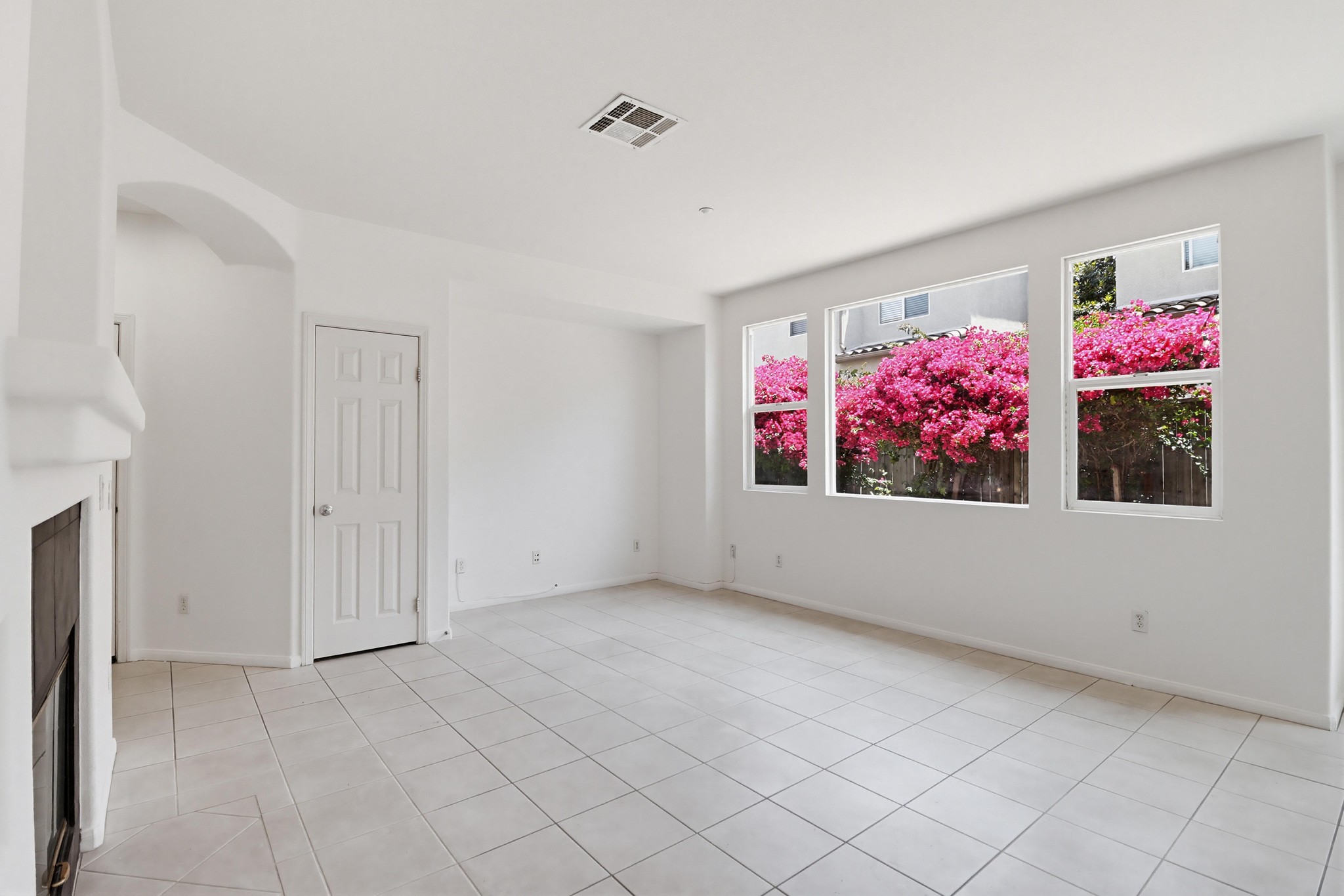 Virtual tour photo 17 of 52 for 377 Callesita Mariola