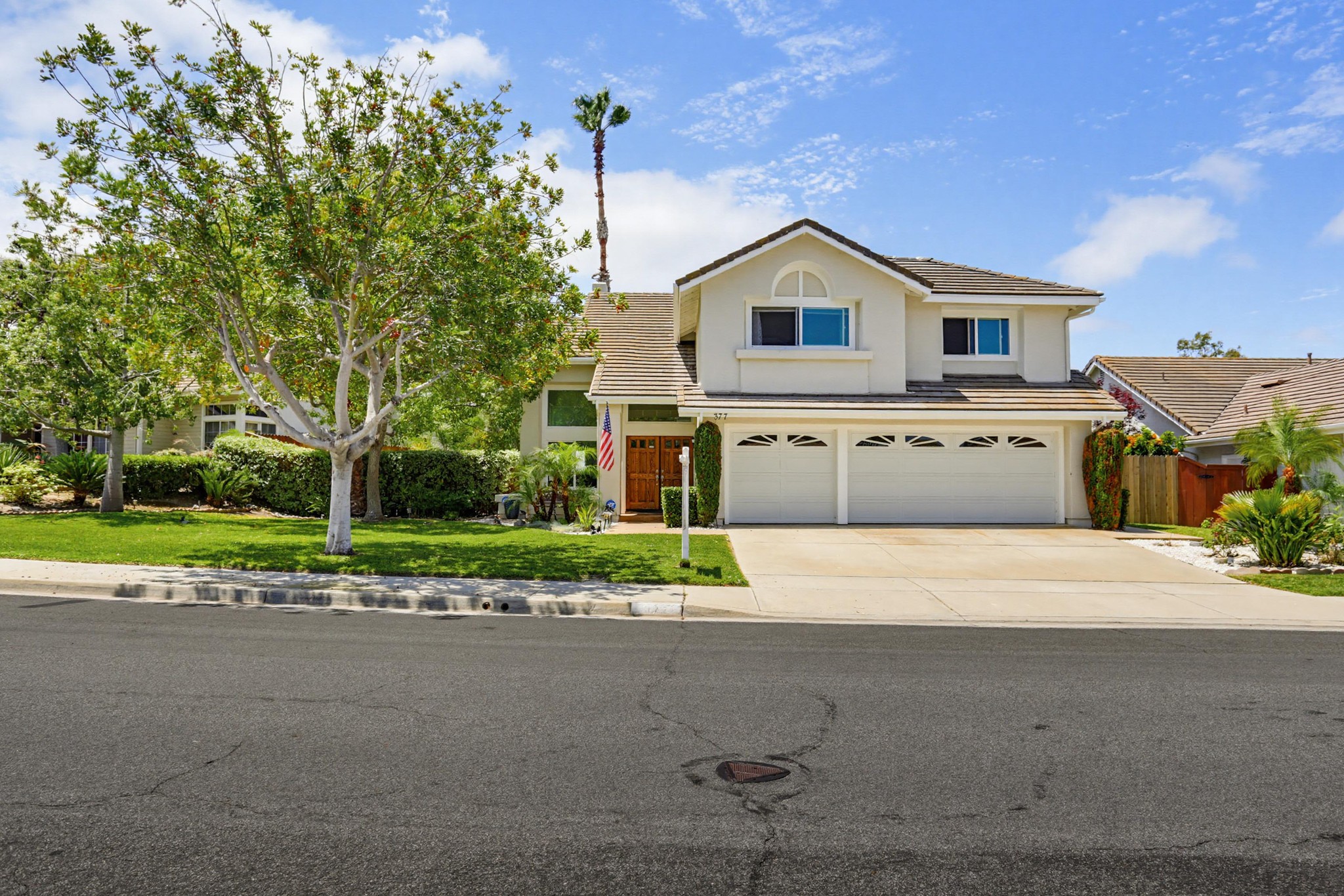 Virtual tour photo 1 of 48 for 377 Moonstone Bay Dr