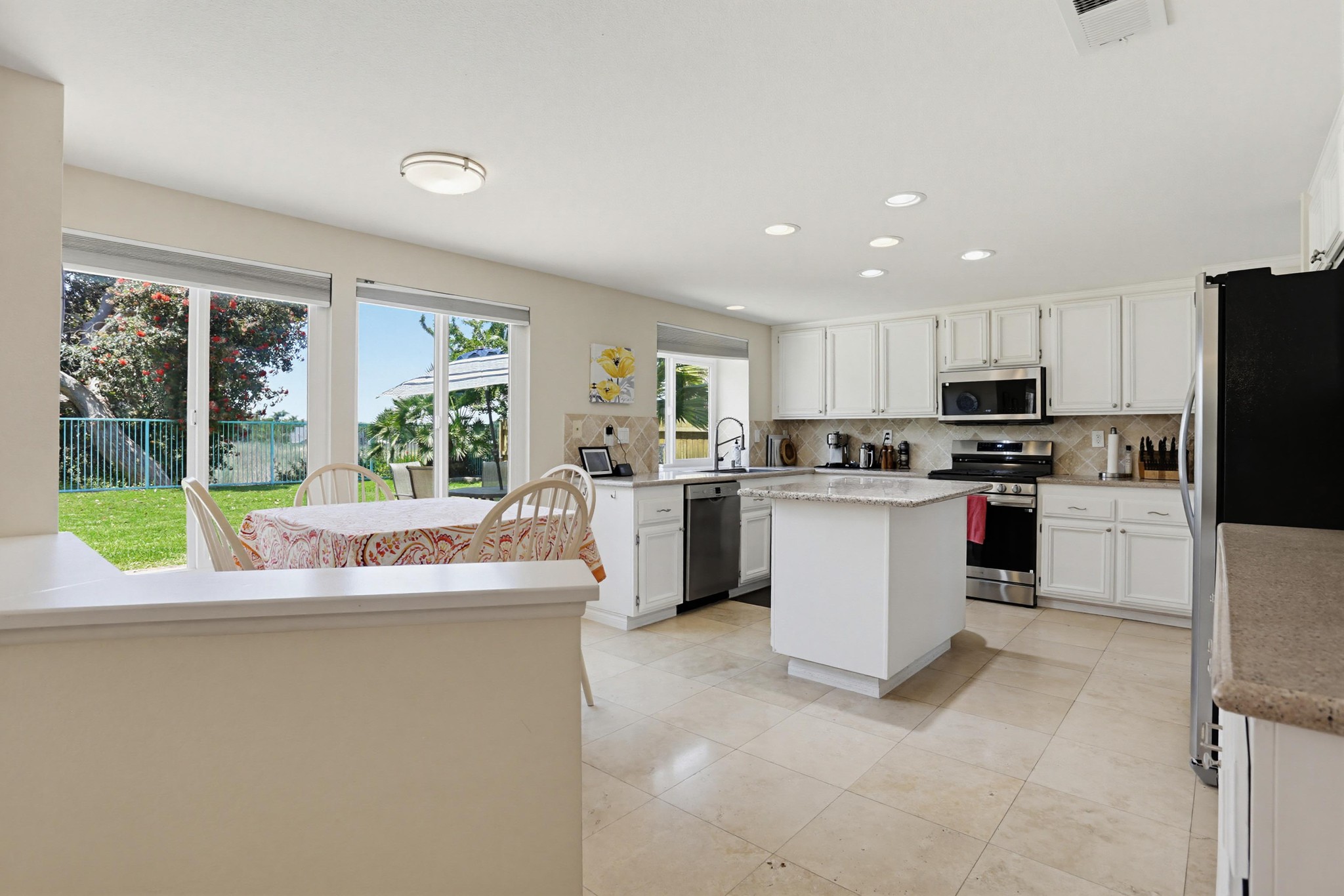Virtual tour photo 16 of 48 for 377 Moonstone Bay Dr