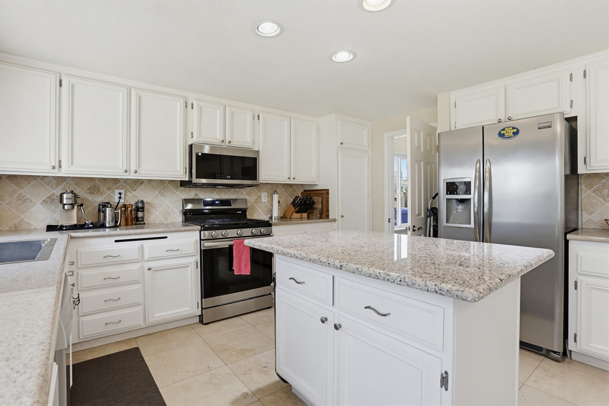 Virtual tour photo 19 of 48 for 377 Moonstone Bay Dr