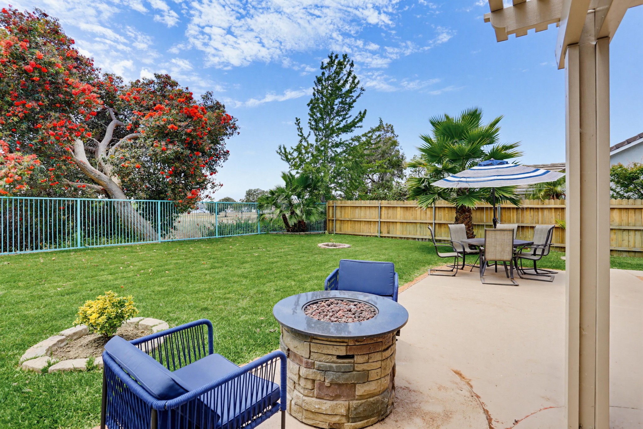 Virtual tour photo 42 of 48 for 377 Moonstone Bay Dr