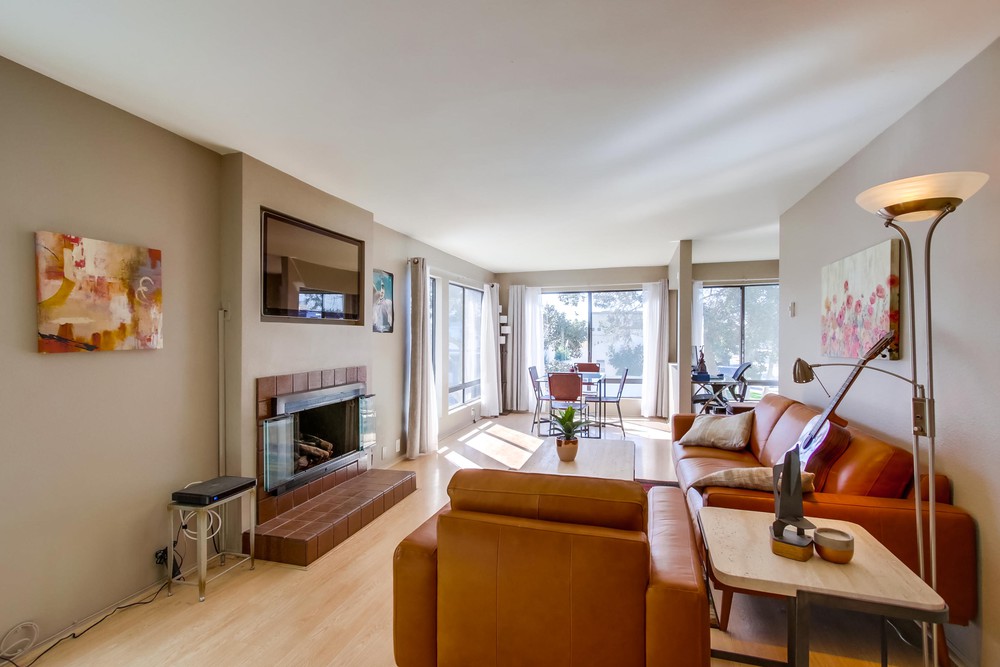 Virtual tour photo 7 of 31 for 3770 Crown Point Dr UNIT 206