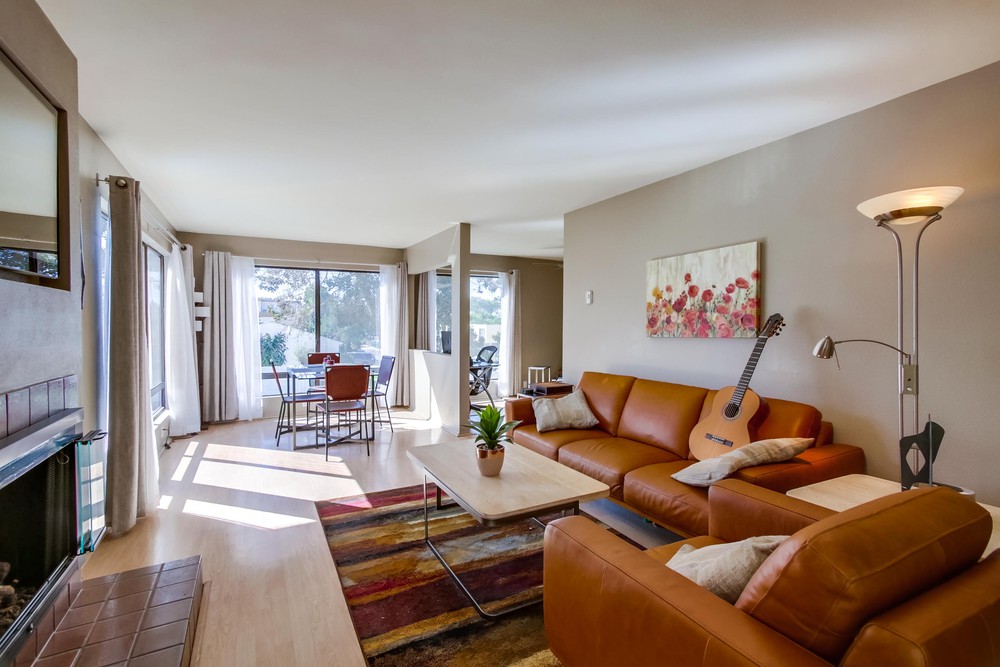 Virtual tour photo 8 of 31 for 3770 Crown Point Dr UNIT 206