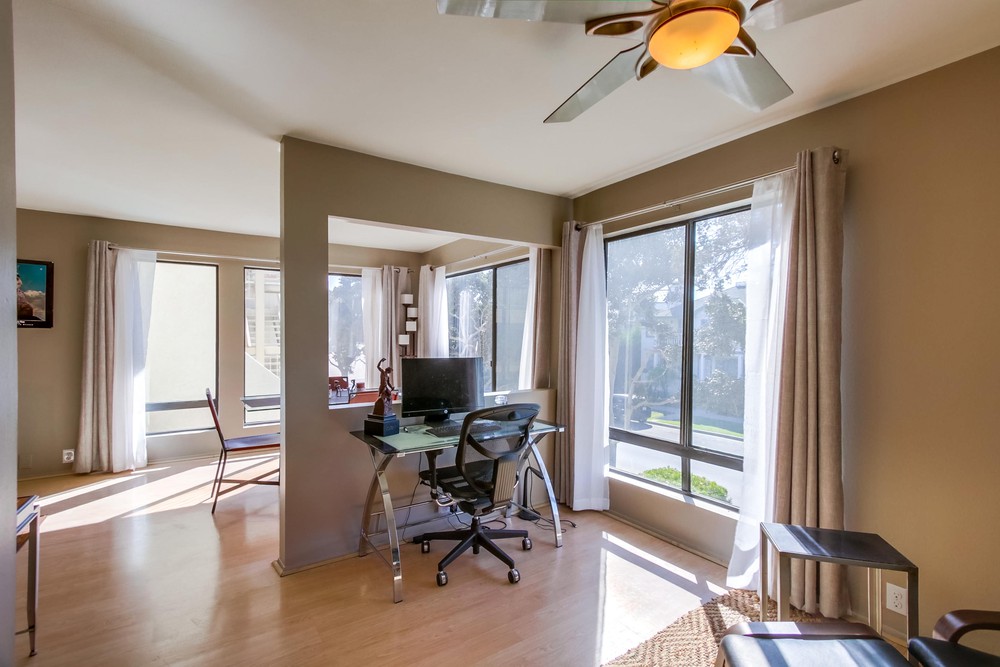 Virtual tour photo 14 of 31 for 3770 Crown Point Dr UNIT 206