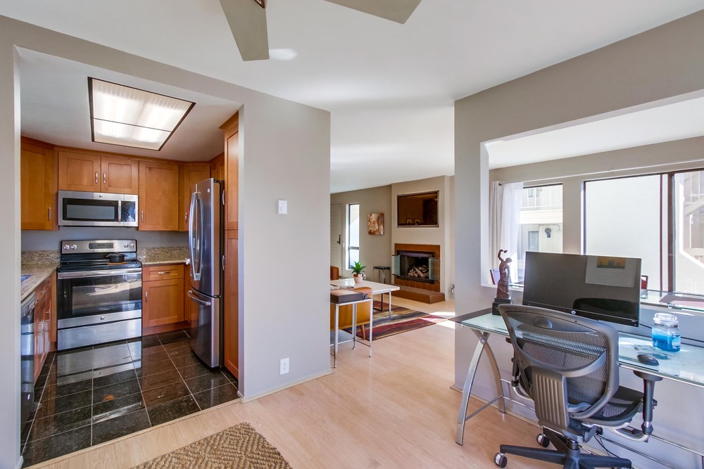 Virtual tour photo 15 of 31 for 3770 Crown Point Dr UNIT 206
