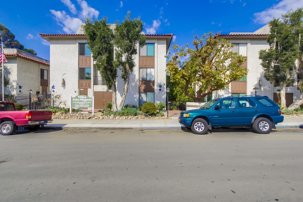 Virtual tour photo 1 of 17 for 3776 Alabama St