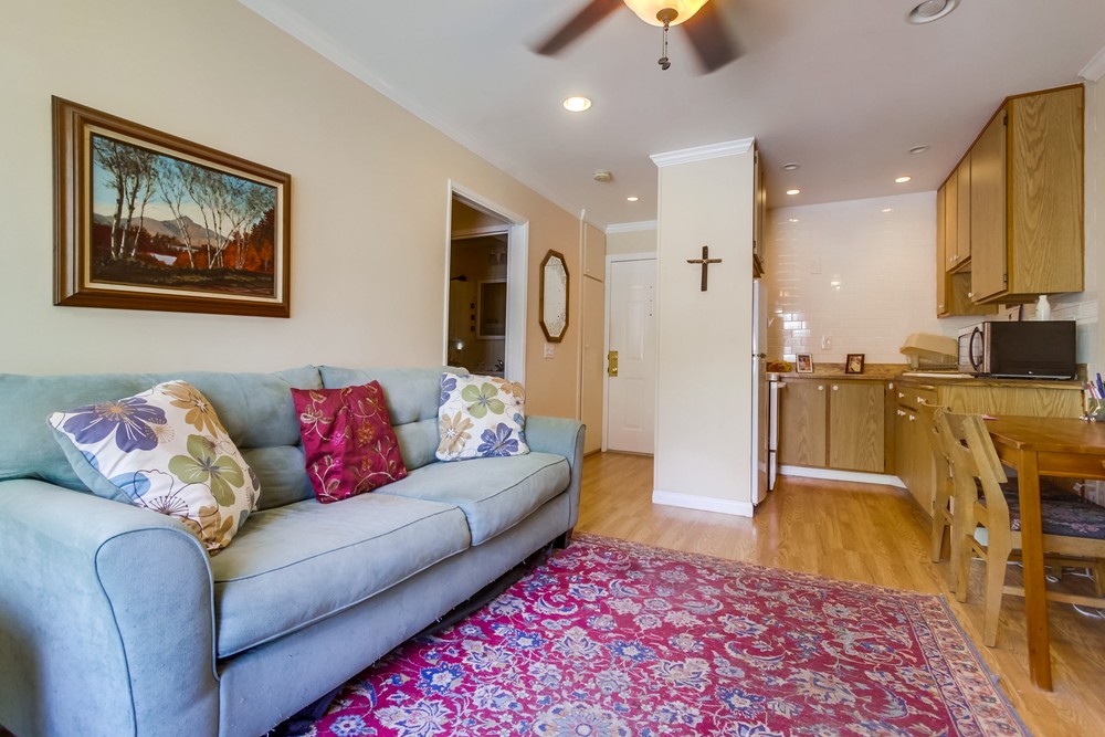 Virtual tour photo 13 of 17 for 3776 Alabama St