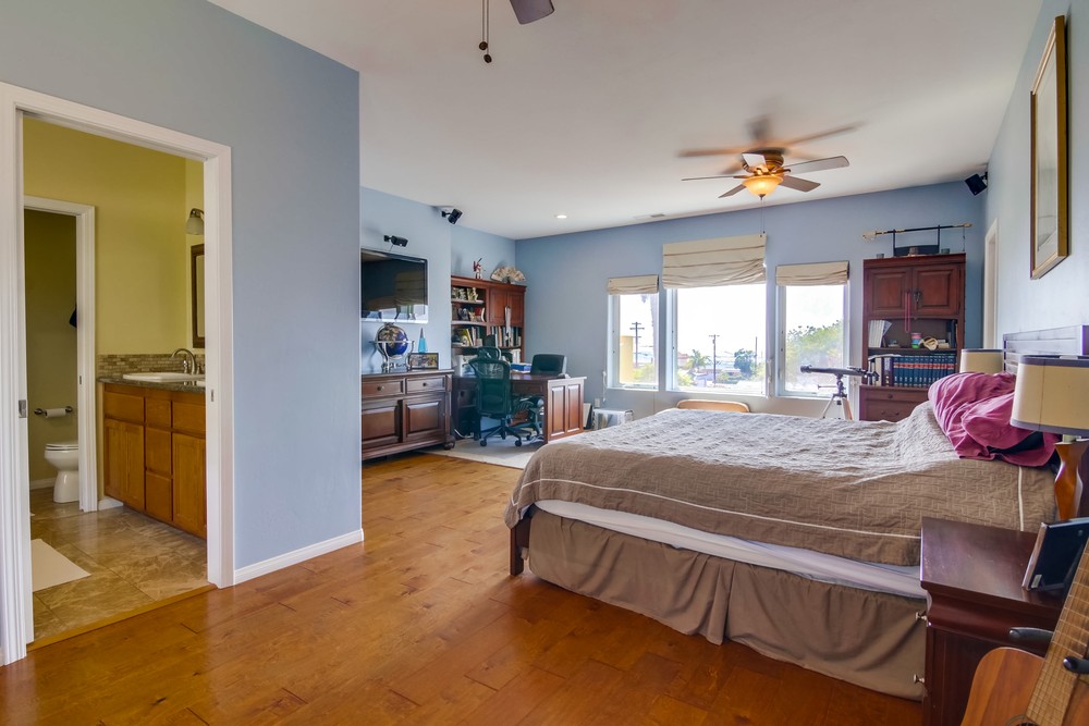 Virtual tour photo 33 of 68 for 3776 Mactibby St