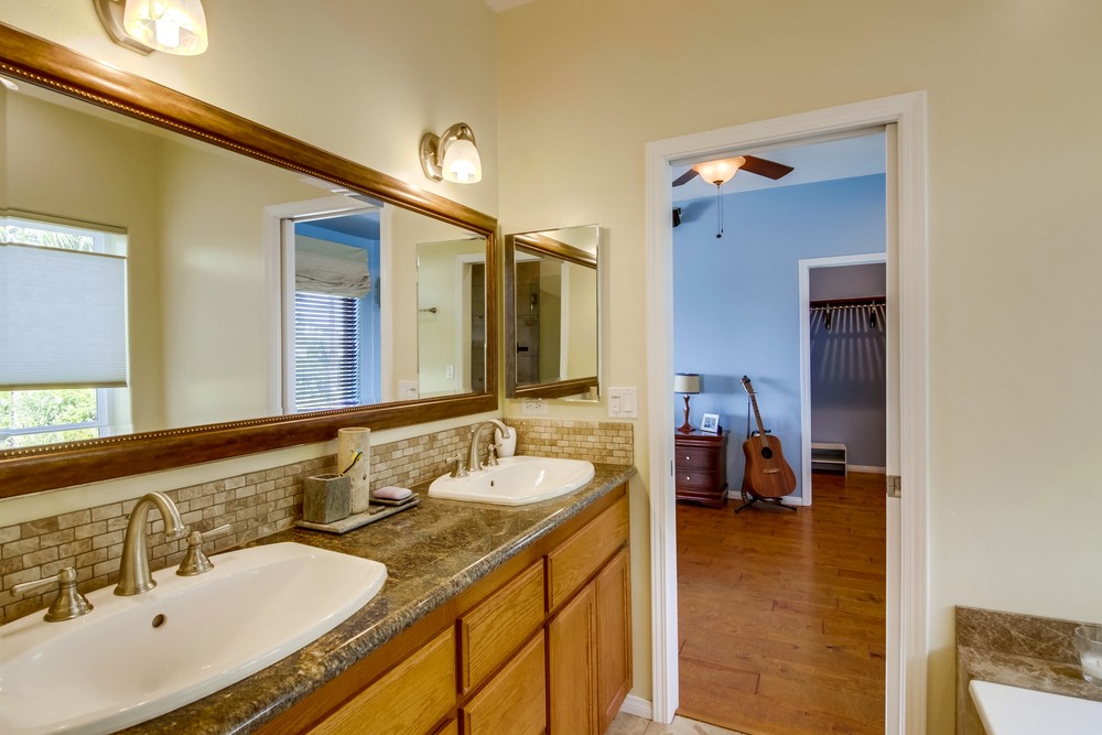Virtual tour photo 40 of 68 for 3776 Mactibby St