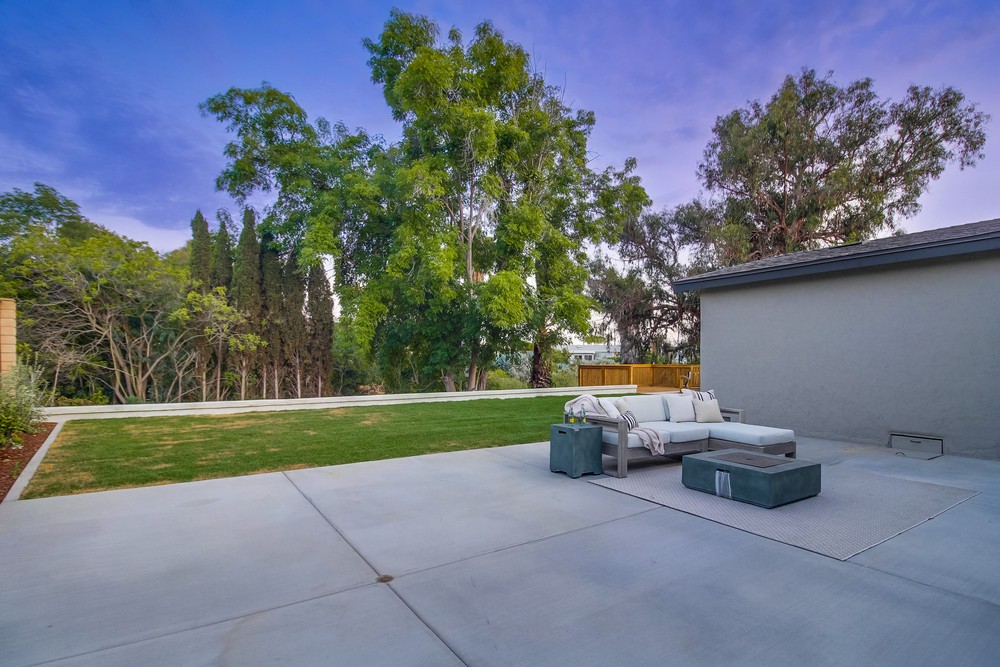 Virtual tour photo 8 of 73 for 3777 Hatton St