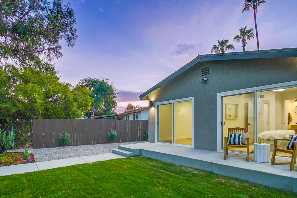 Virtual tour photo 10 of 73 for 3777 Hatton St