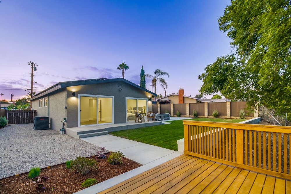 Virtual tour photo 17 of 73 for 3777 Hatton St