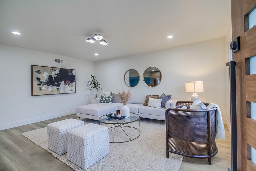 Virtual tour photo 18 of 73 for 3777 Hatton St