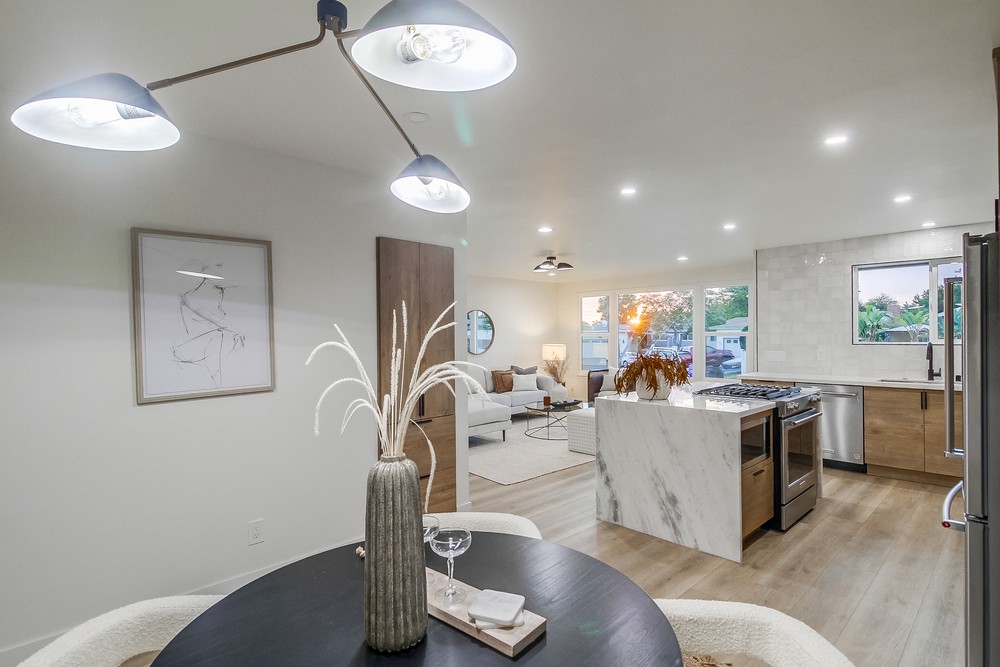 Virtual tour photo 25 of 73 for 3777 Hatton St