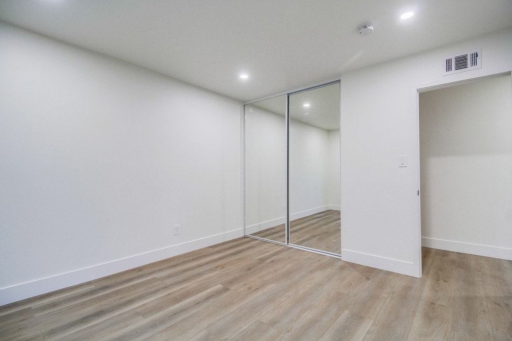 Virtual tour photo 48 of 73 for 3777 Hatton St