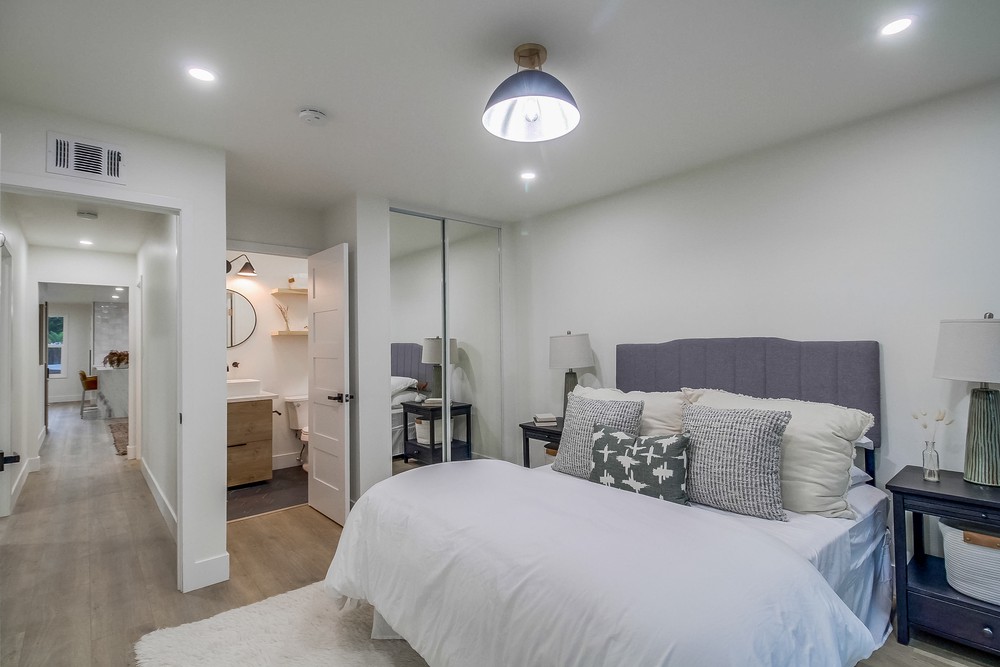 Virtual tour photo 51 of 73 for 3777 Hatton St