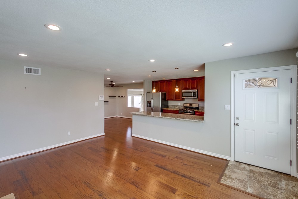Virtual tour photo 7 of 40 for 3783 Elco St