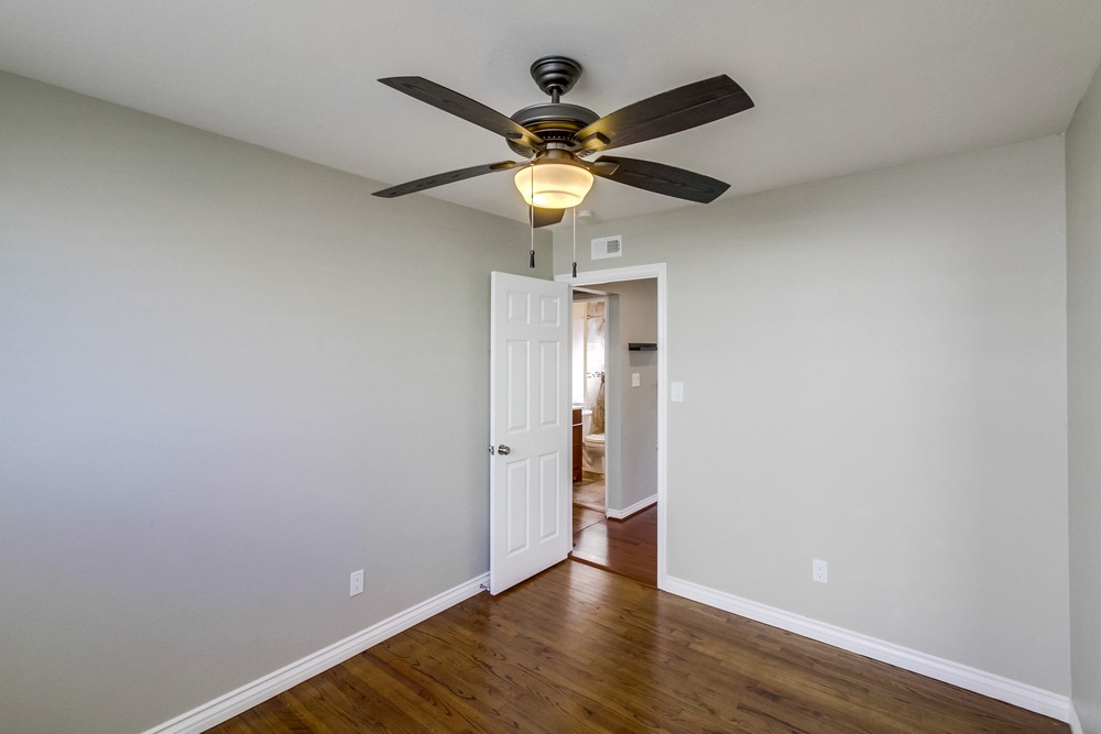 Virtual tour photo 28 of 40 for 3783 Elco St