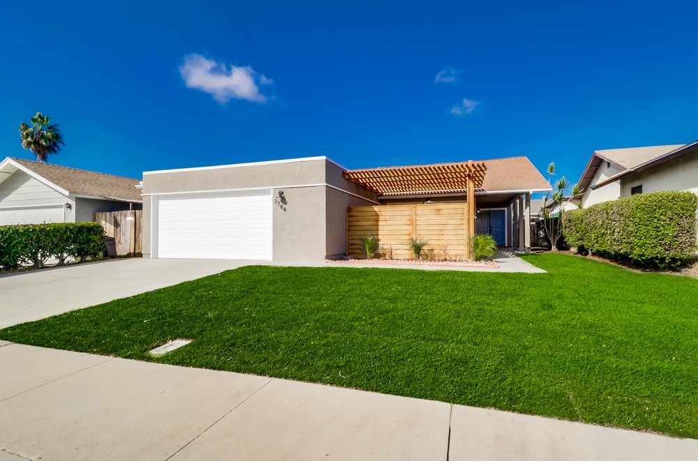 Virtual tour photo 1 of 52 for 3784 Schirra St