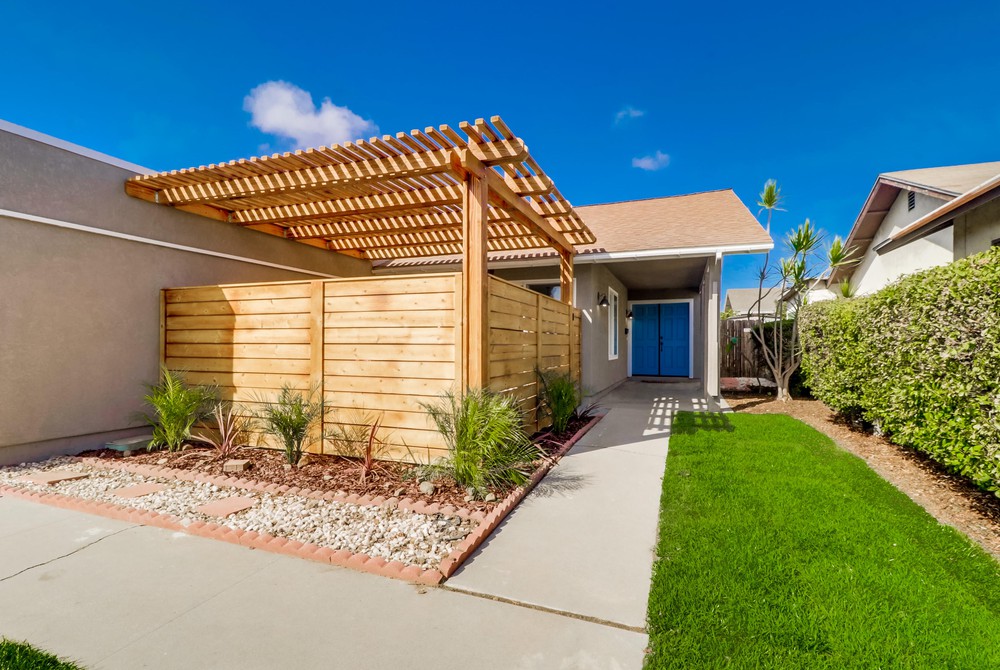 Virtual tour photo 5 of 52 for 3784 Schirra St