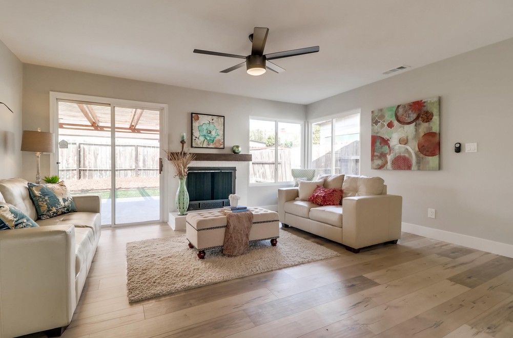 Virtual tour photo 10 of 52 for 3784 Schirra St