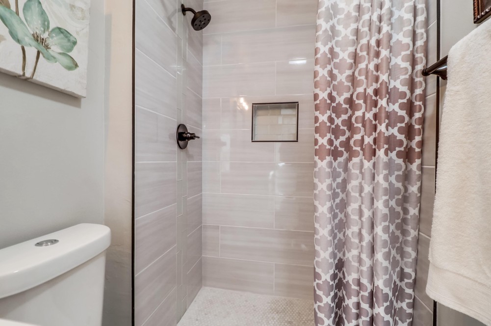 Virtual tour photo 33 of 52 for 3784 Schirra St
