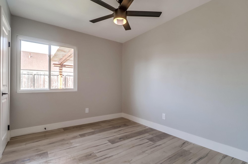 Virtual tour photo 34 of 52 for 3784 Schirra St