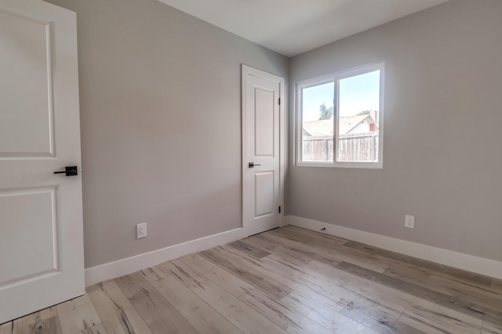 Virtual tour photo 35 of 52 for 3784 Schirra St