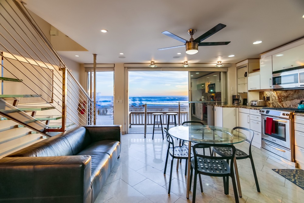 Virtual tour photo 6 of 78 for 3785 Ocean Front Walk #3