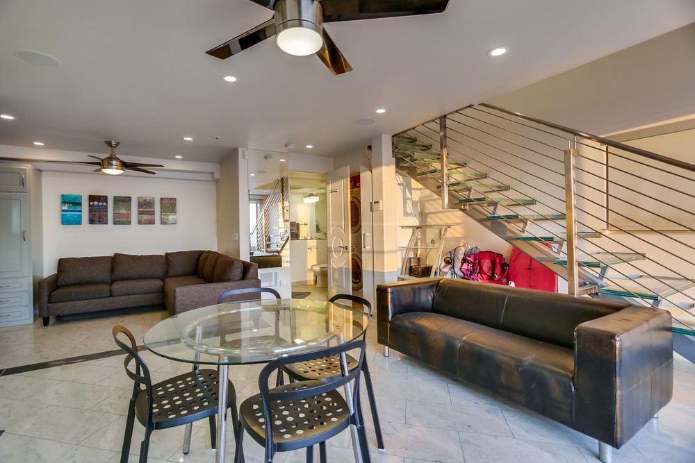 Virtual tour photo 8 of 78 for 3785 Ocean Front Walk #3