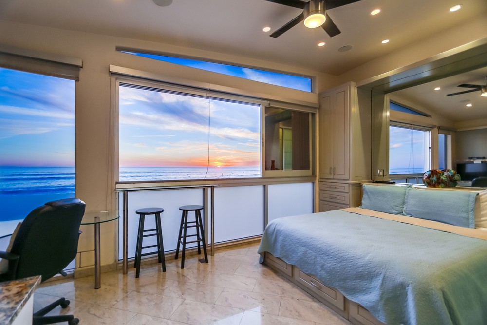 Virtual tour photo 16 of 78 for 3785 Ocean Front Walk #3