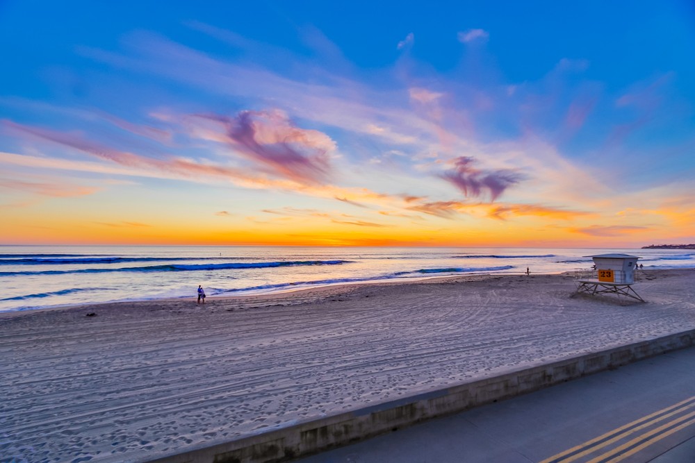 Virtual tour photo 26 of 78 for 3785 Ocean Front Walk #3