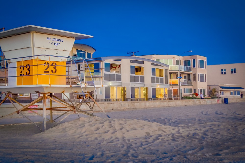 Virtual tour photo 37 of 78 for 3785 Ocean Front Walk #3