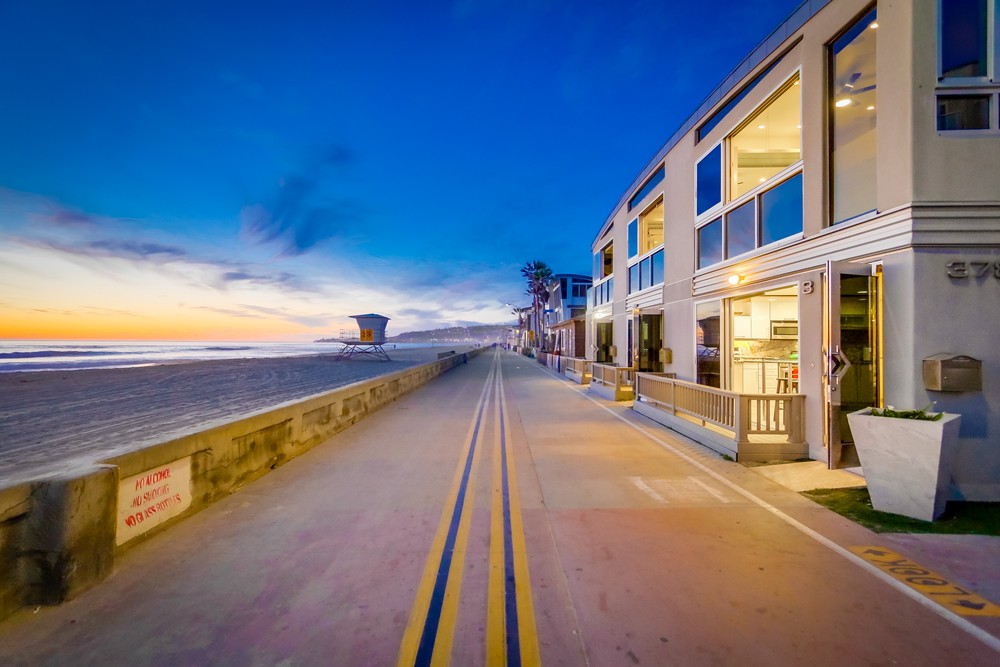 Virtual tour photo 39 of 78 for 3785 Ocean Front Walk #3