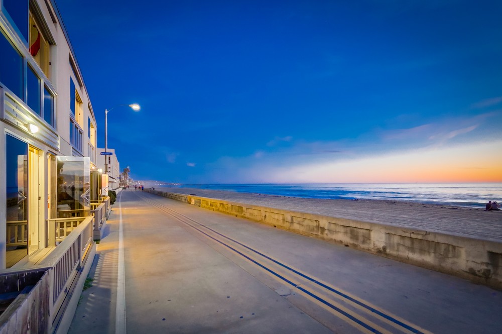 Virtual tour photo 41 of 78 for 3785 Ocean Front Walk #3