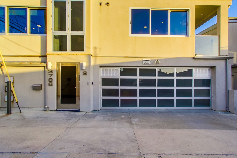 Virtual tour photo 1 of 48 for 3786 Strandway #2
