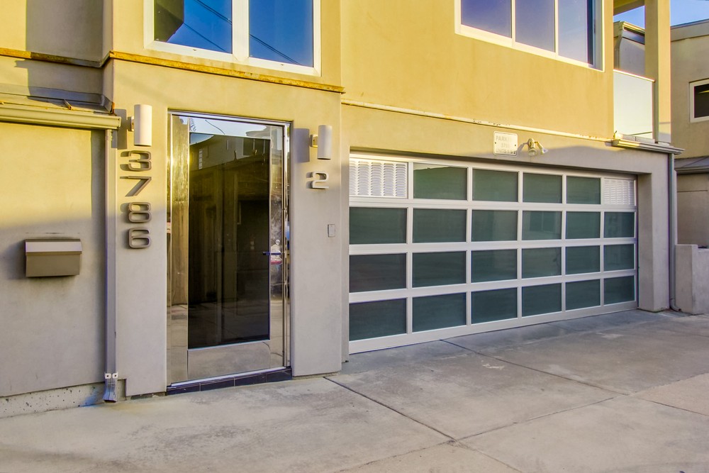 Virtual tour photo 4 of 48 for 3786 Strandway #2