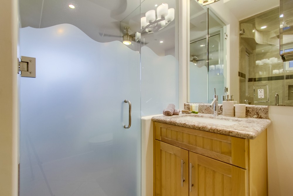 Virtual tour photo 39 of 48 for 3786 Strandway #2