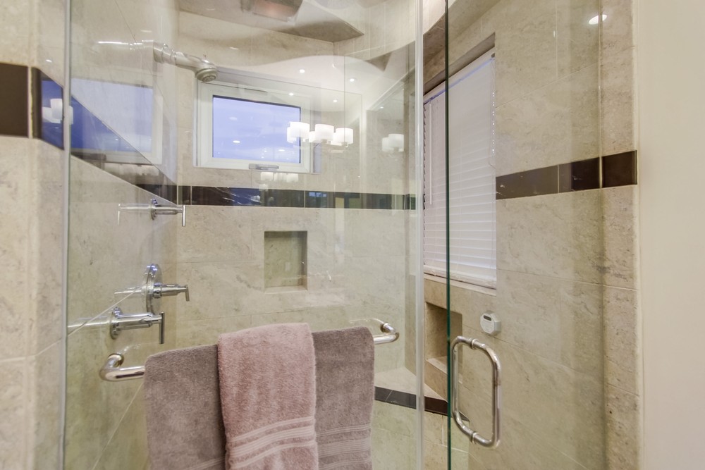 Virtual tour photo 41 of 48 for 3786 Strandway #2