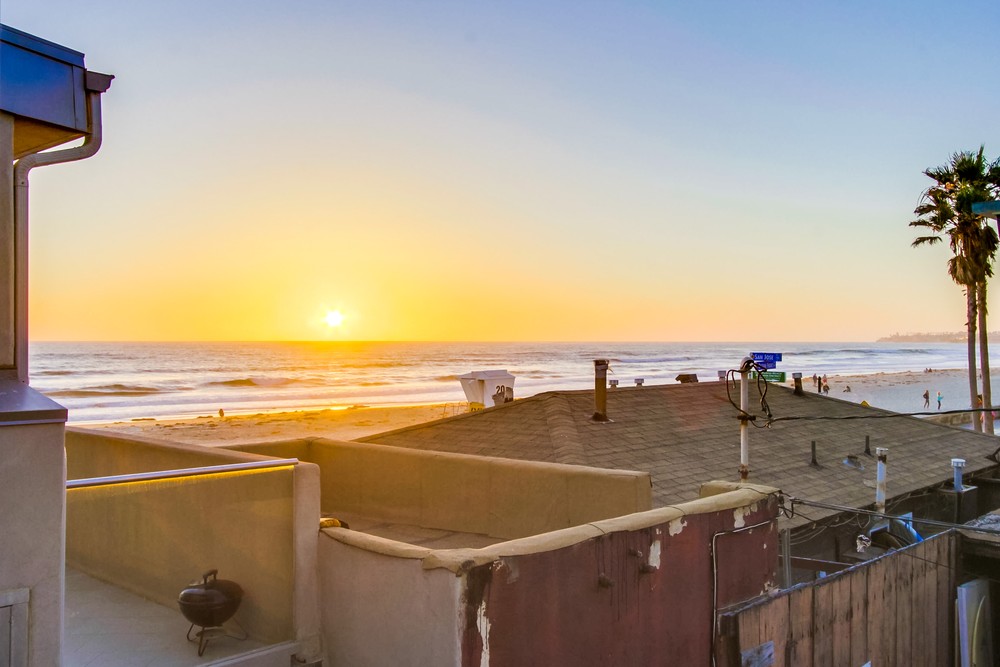 Virtual tour photo 43 of 48 for 3786 Strandway #2