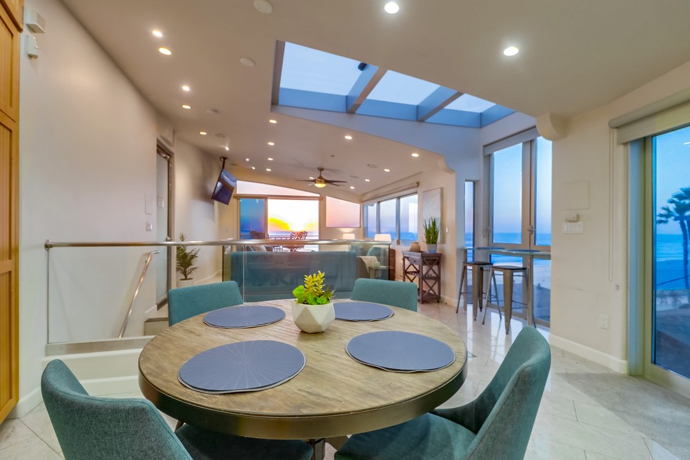Virtual tour photo 27 of 81 for 3786 Strandway #2