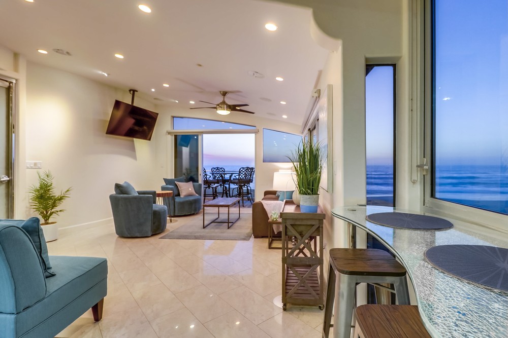 Virtual tour photo 31 of 81 for 3786 Strandway #2