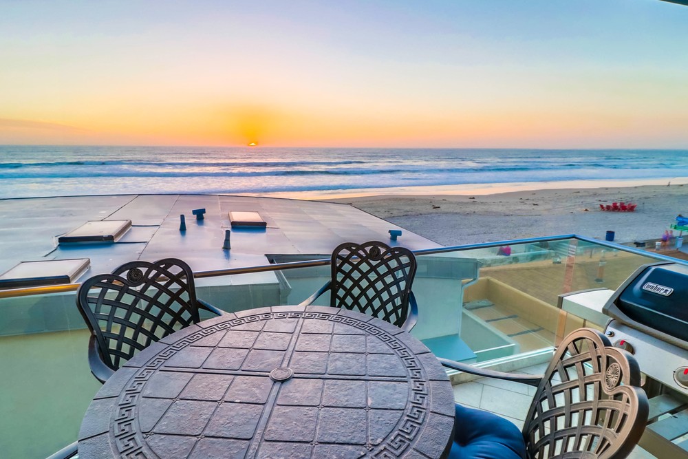 Virtual tour photo 36 of 81 for 3786 Strandway #2